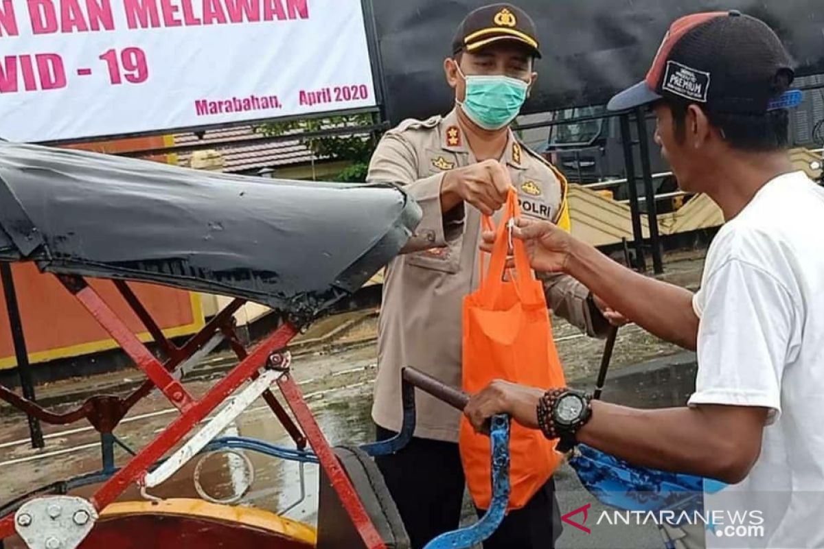 Polisi minta masyarakat tidak mudik dengan berbagi sembako