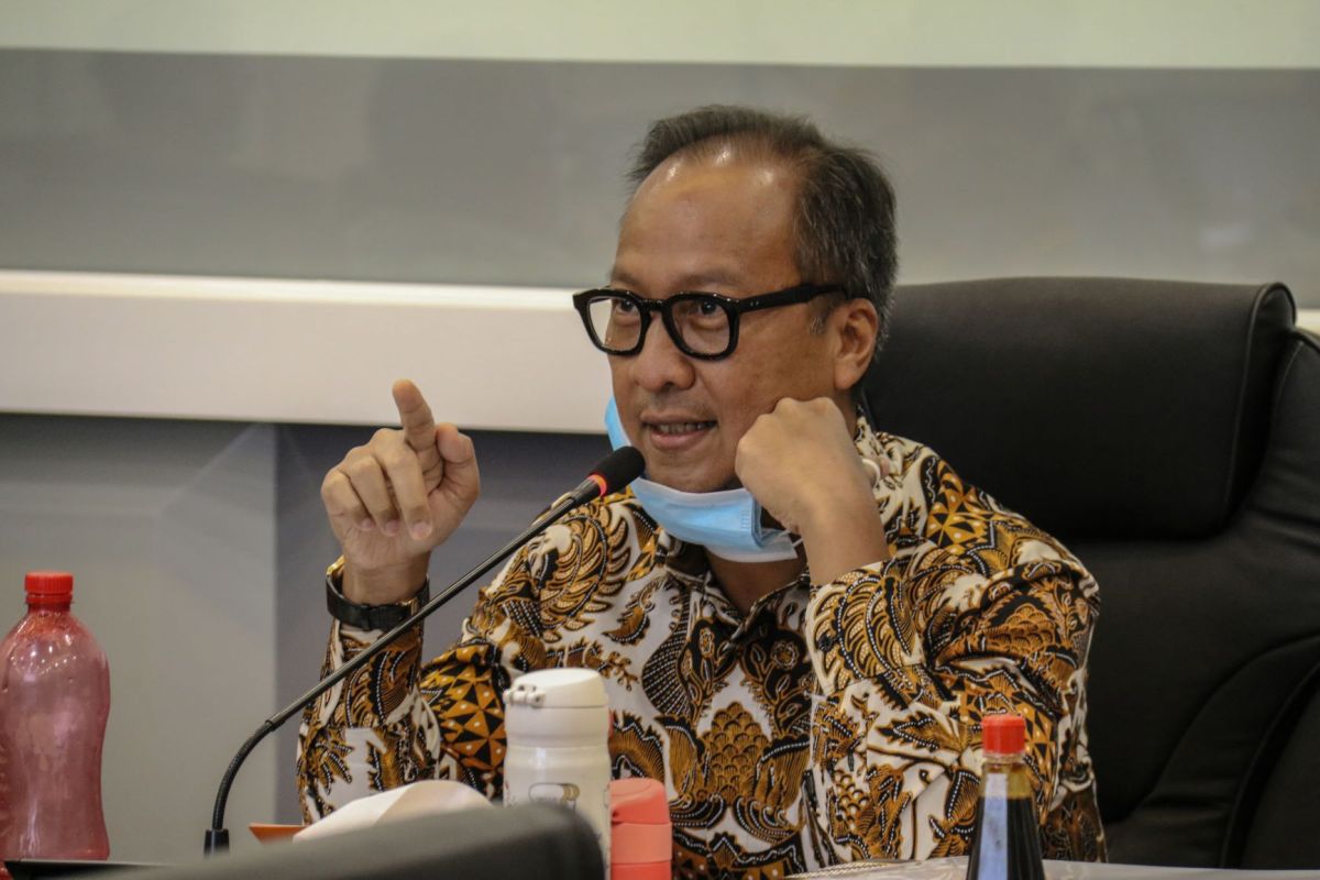 Indonesia to produce 16,000 WHO-compliant PPEs per day
