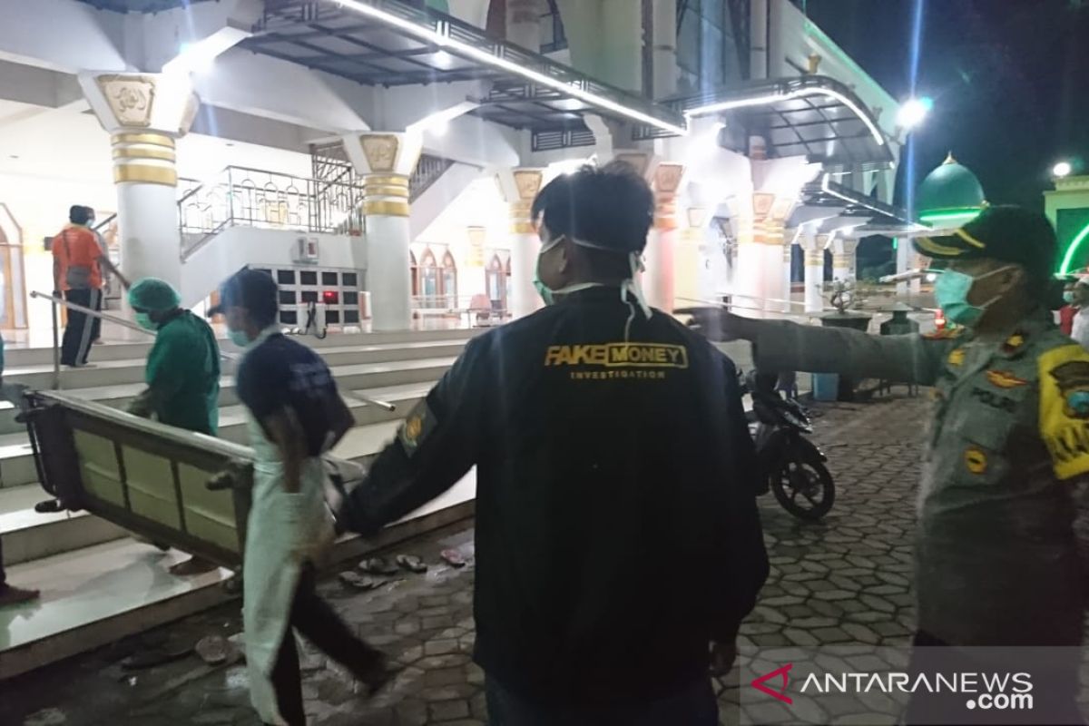 Satgas Sampang pastikan warga meninggal di masjid bukan karena virus corona