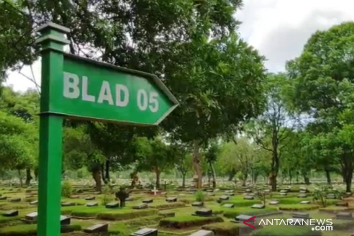 Peziarah TPU Pondok Kelapa dibatasi maksimal lima orang