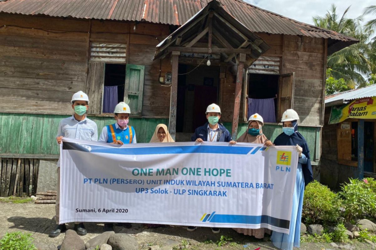 Cara PLN Sumbar, nyalakan lagi asa warga Saning Bakar