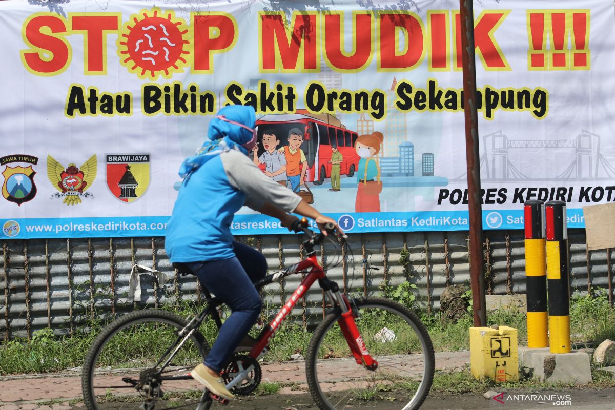 Presiden Jokowi: Pemberian bansos agar warga tidak mudik