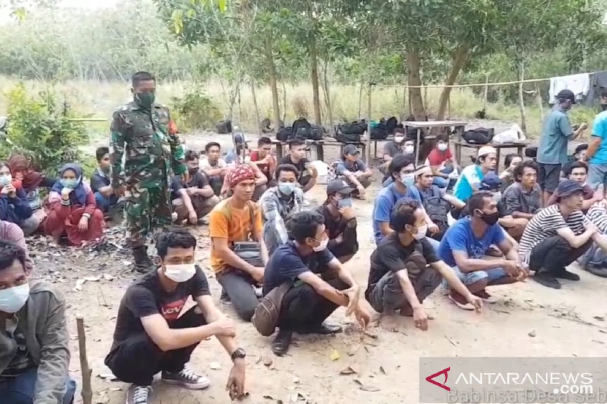 53 TKI dari Malaysia pulang lewat pelabuhan tikus di Bintan