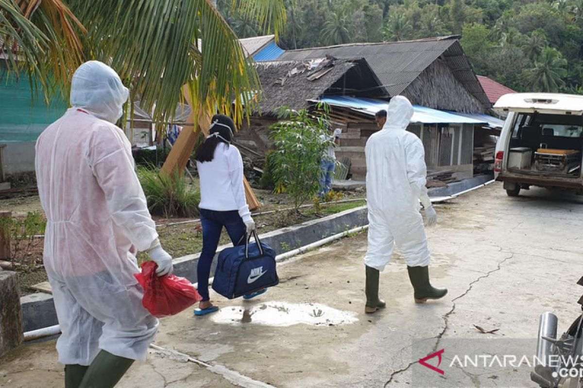 Pemkab Mentawai imbau masyarakat tak panik hasil tes cepat COVID-19