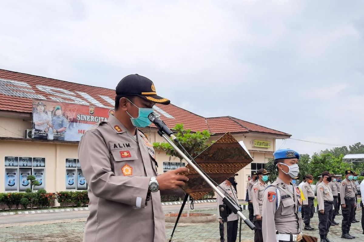 Kapolres Mesuji imbau masyarakat tetap berada di rumah