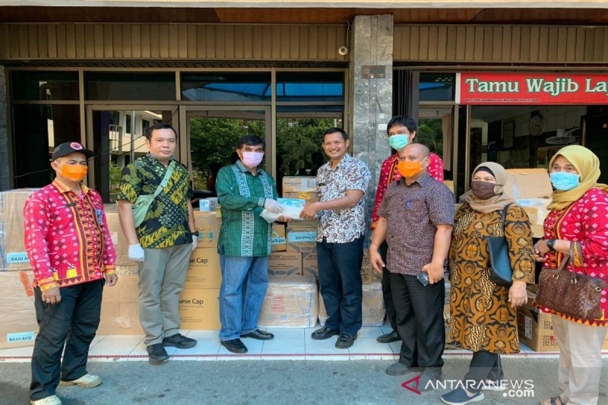 Tambang Emas Martabe sumbang alat kesehatan bagi paramedis di Sumut