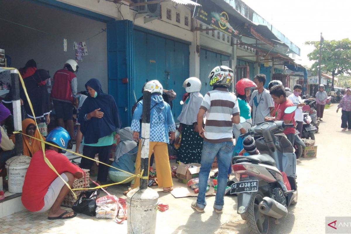 Ribuan warga Kota Sorong serbu pasar Remu