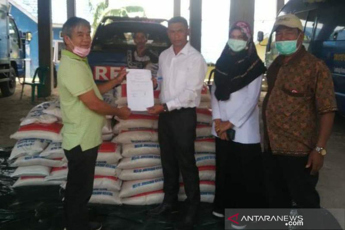 Pemkab Aceh Tengah terima 100 sak beras bantuan perusahaan swasta