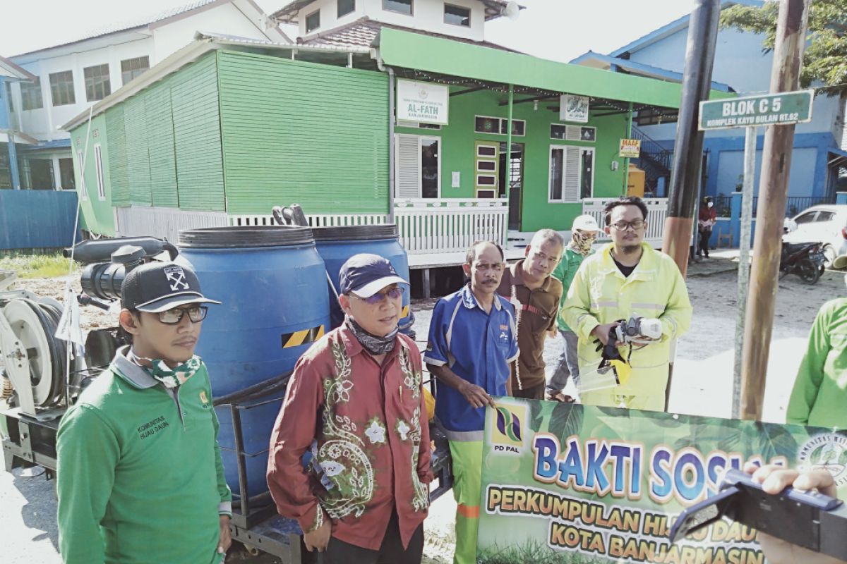 PD PAL Banjarmasin bersama komunitas lingkungan ikut perangi virus Corona