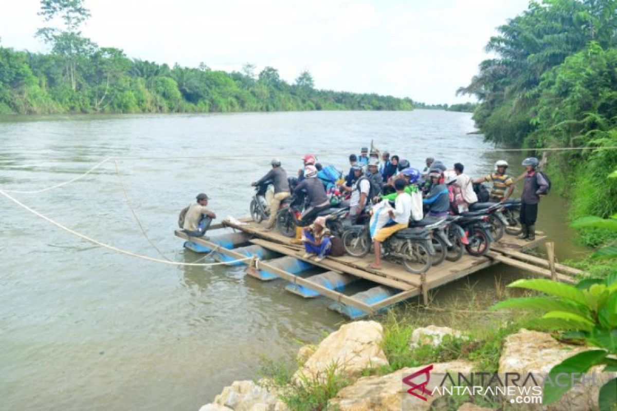 Proyek pembangunan jembatan Krueng Teukuh Abdya dibatalkan