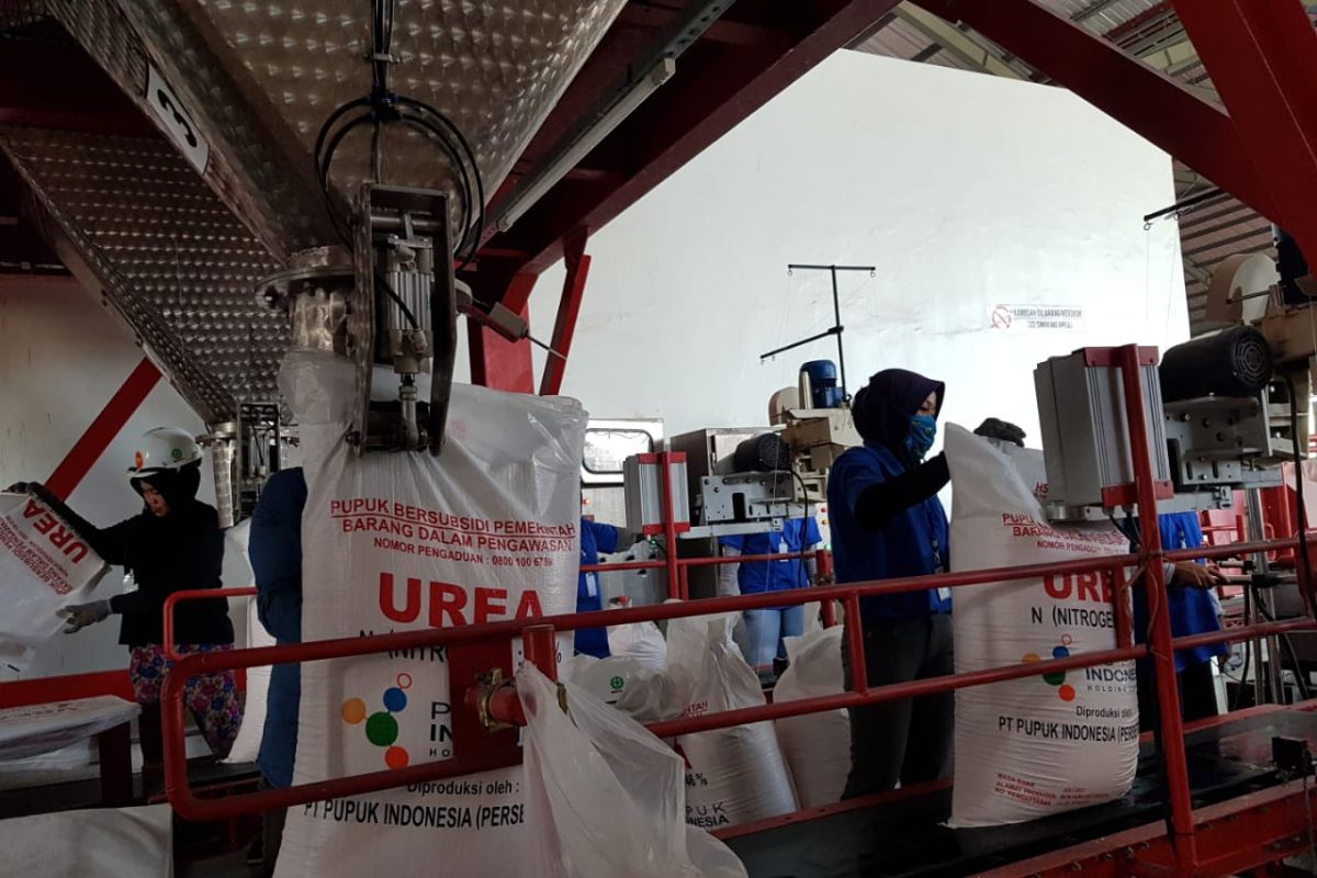 Pupuk Indonesia ensures fertilizer distribution to remain unhindered