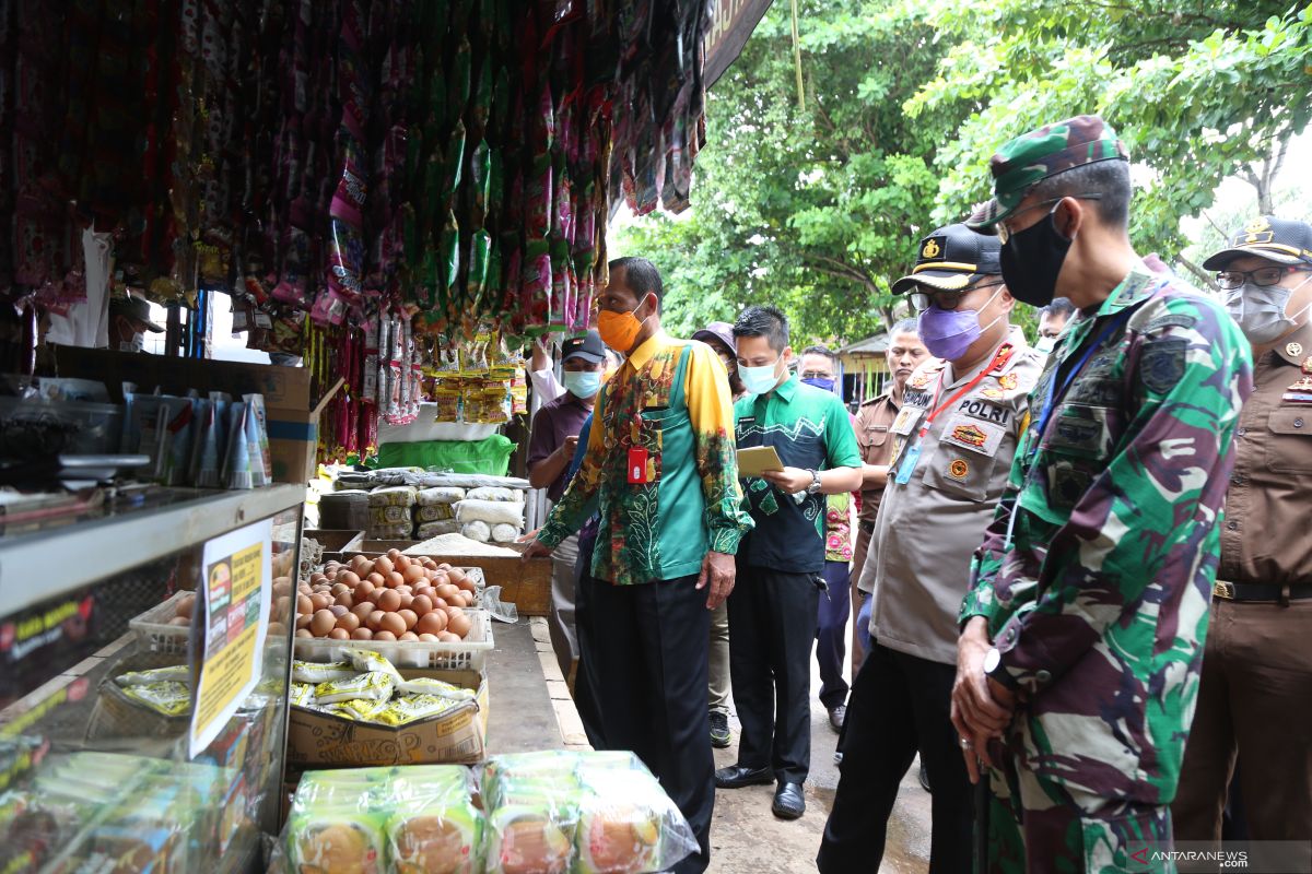 Bupati : Stok bahan pokok aman