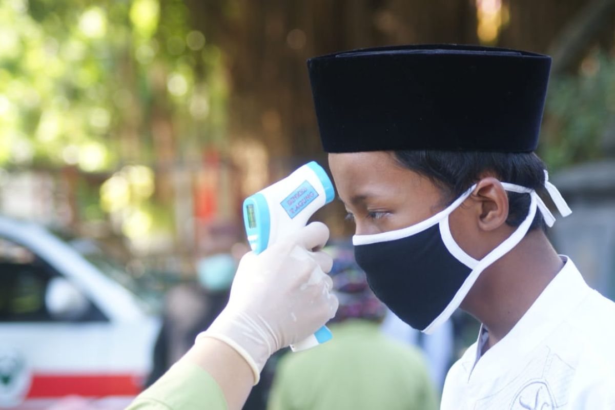 19 santri Ponpes Mojokerto mudik ke Tulungagung jalani pemeriksaan kesehatan