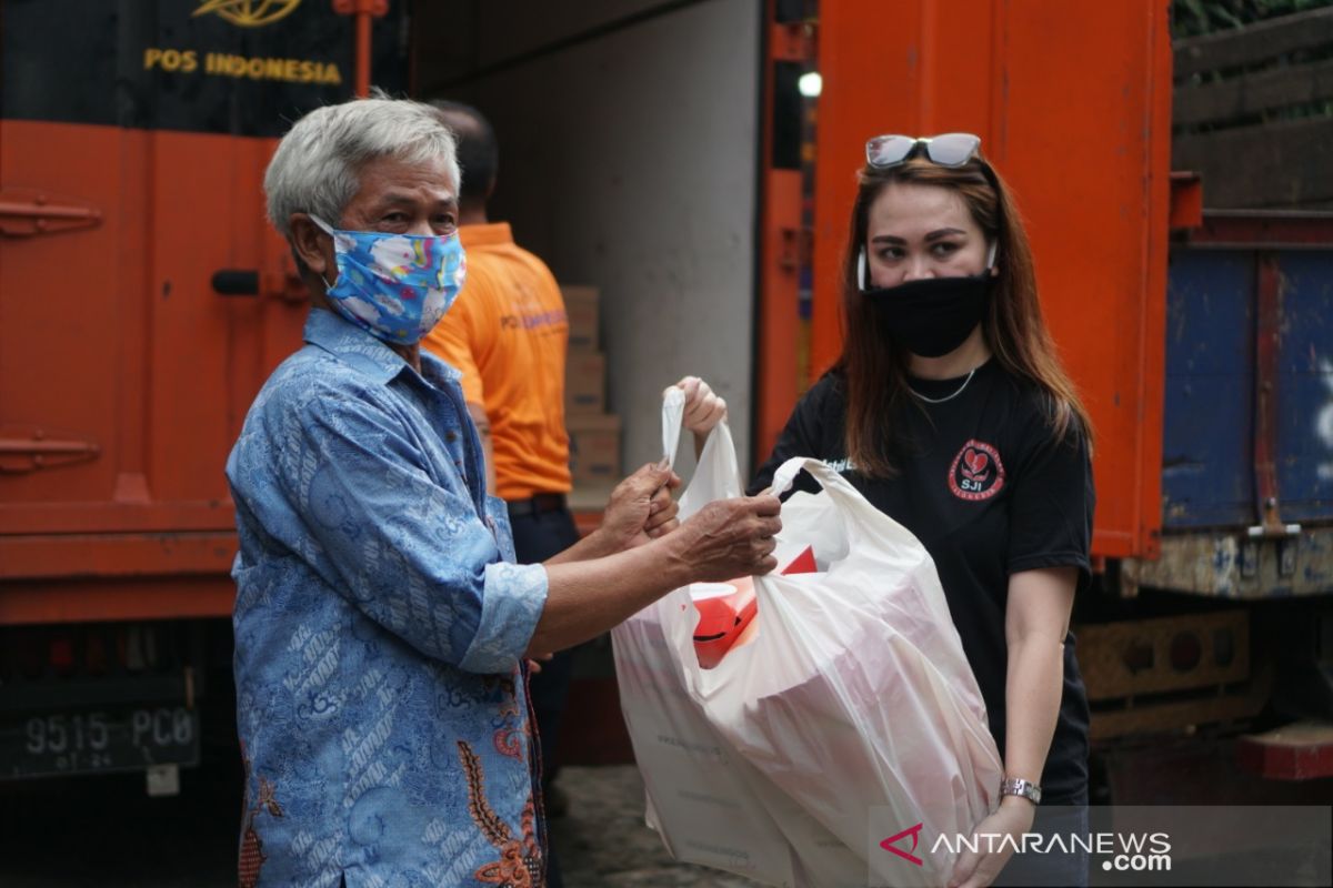 Greater Jakarta to receive staple food aid on April 20