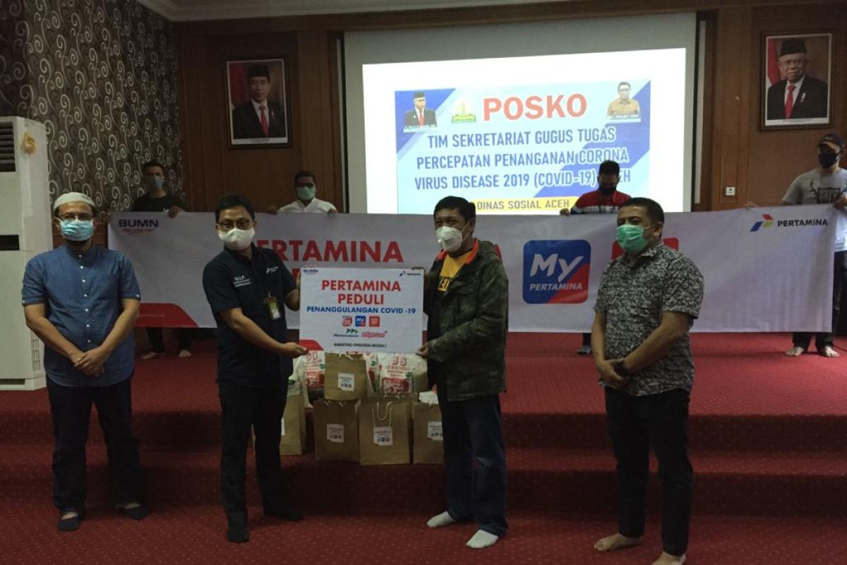 Pertamina Aceh salurkan 150 paket sembako untuk masyarakat terdampak COVID-19