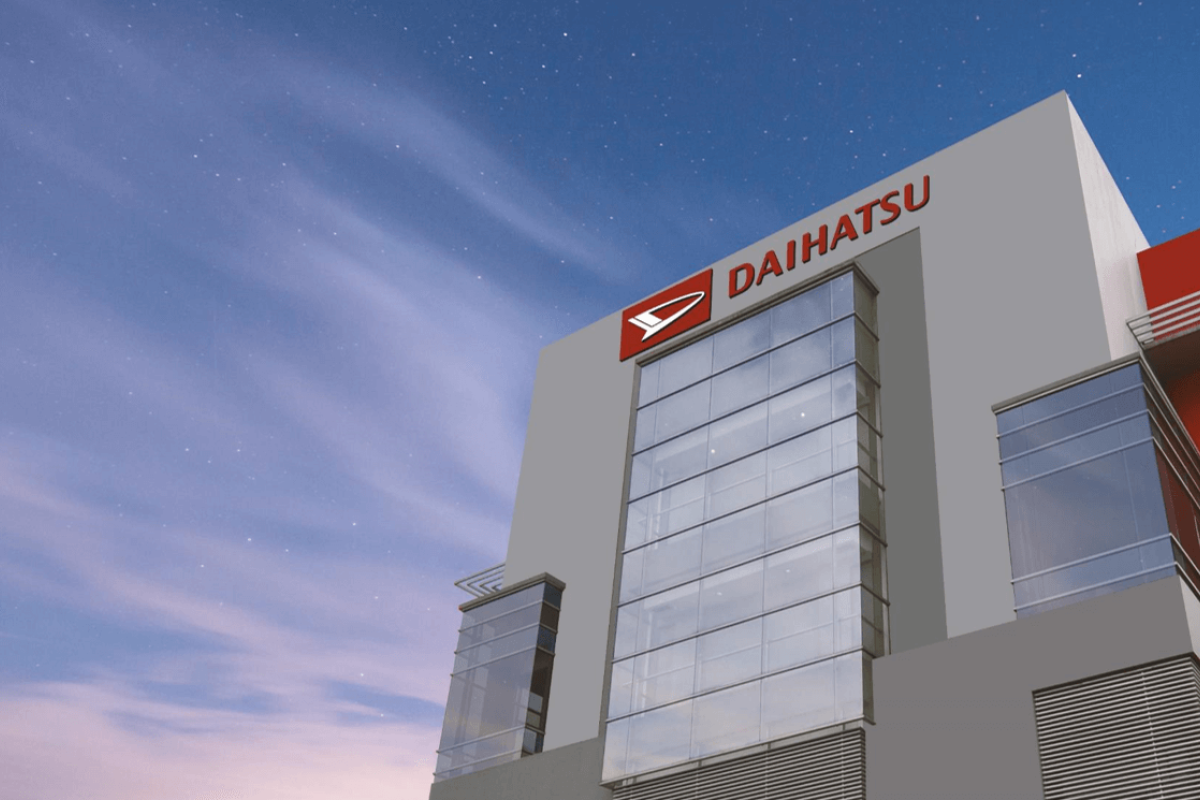 Daihatsu menghentikan kegiatan produksi dan diler sepekan