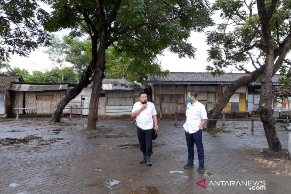 Cegah penyebaran COVID-19, tujuh pasar hewan di Probolinggo ditutup sementara