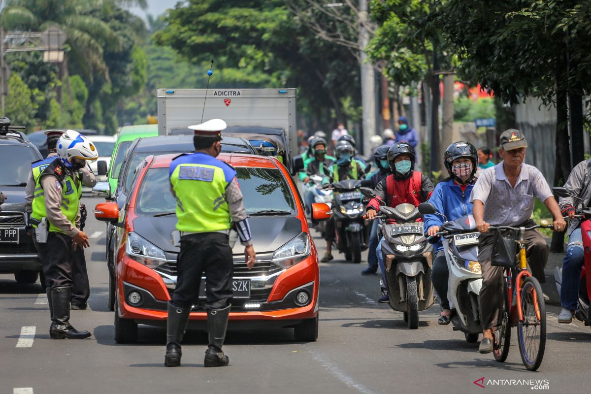 4.948 kendaraan dipaksa putar balik