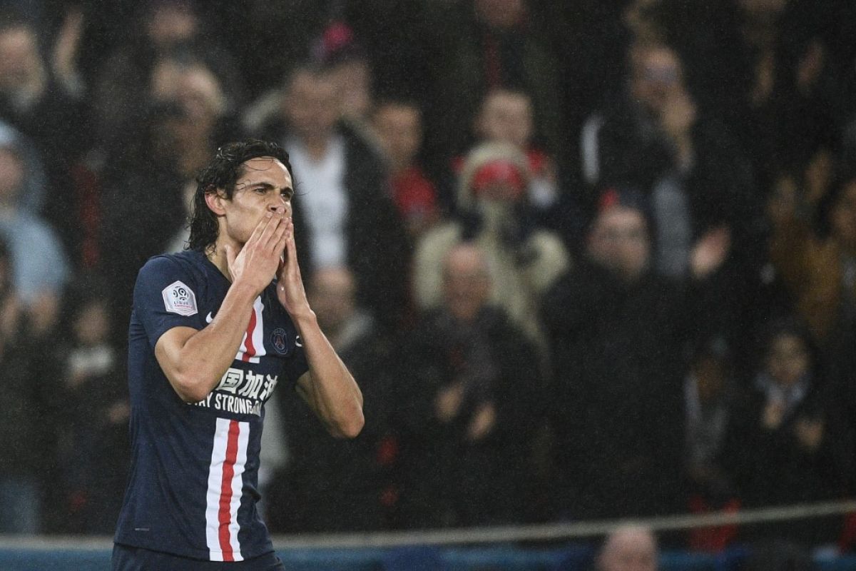 Edison Cavani gabung Manchester United