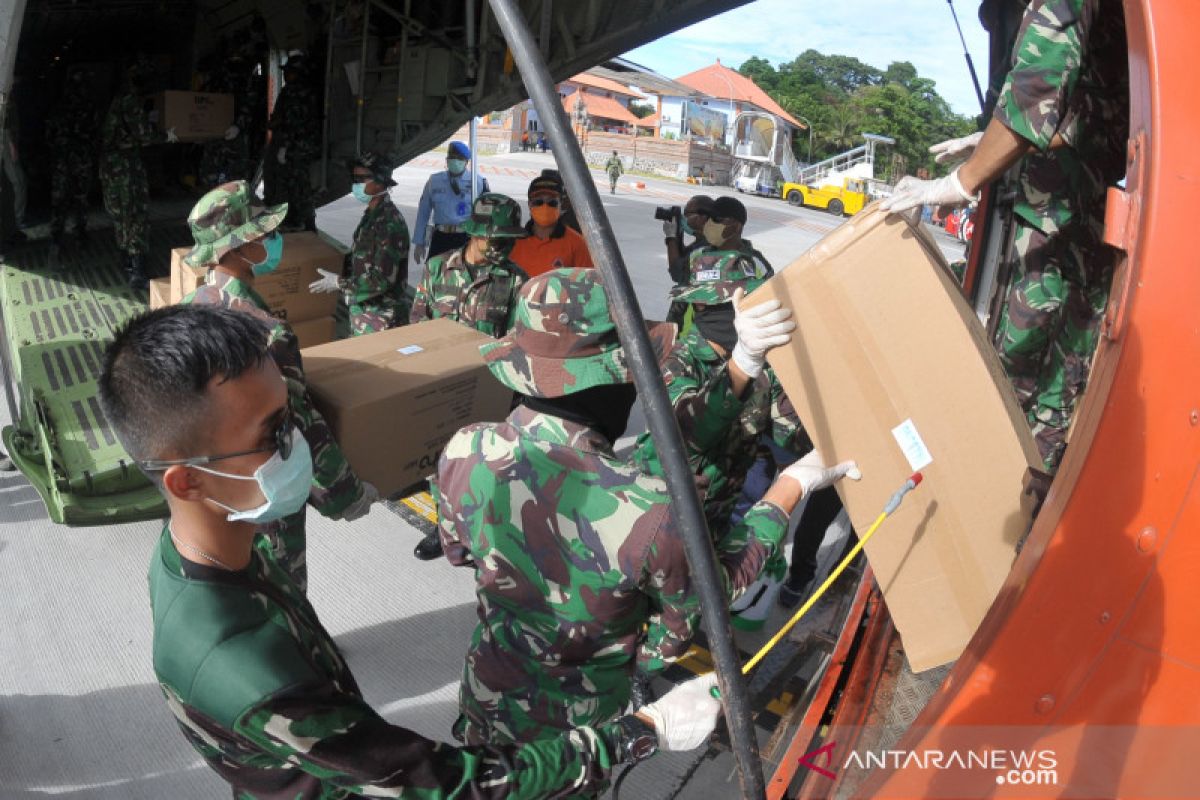 Ribuan alat kesehatan penanganan COVID-19 tiba di Bali