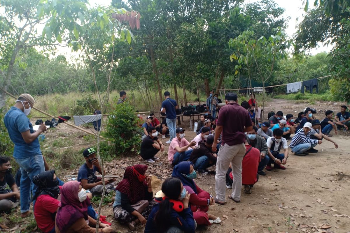 Polisi buru pelaku pemulangan 48 TKI ilegal yang masuk melalui Bintan