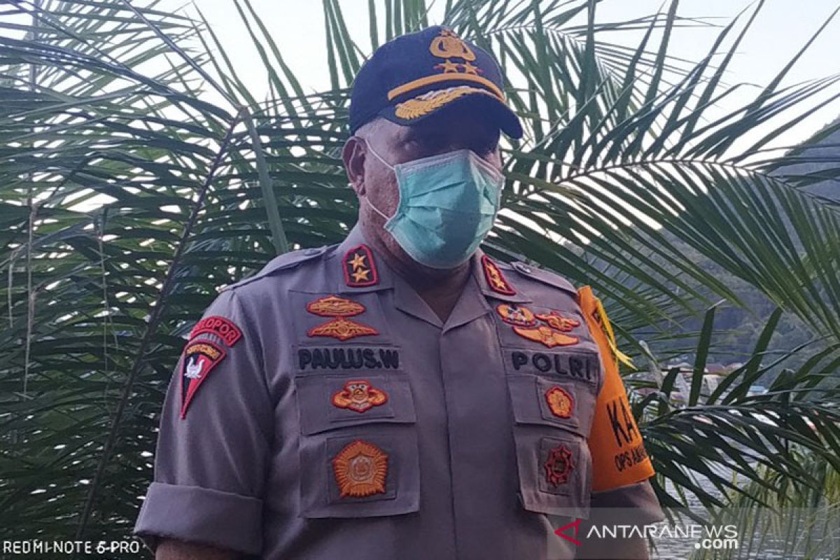 Dua anggota Polri meninggal dalam pertikaian di Mamra