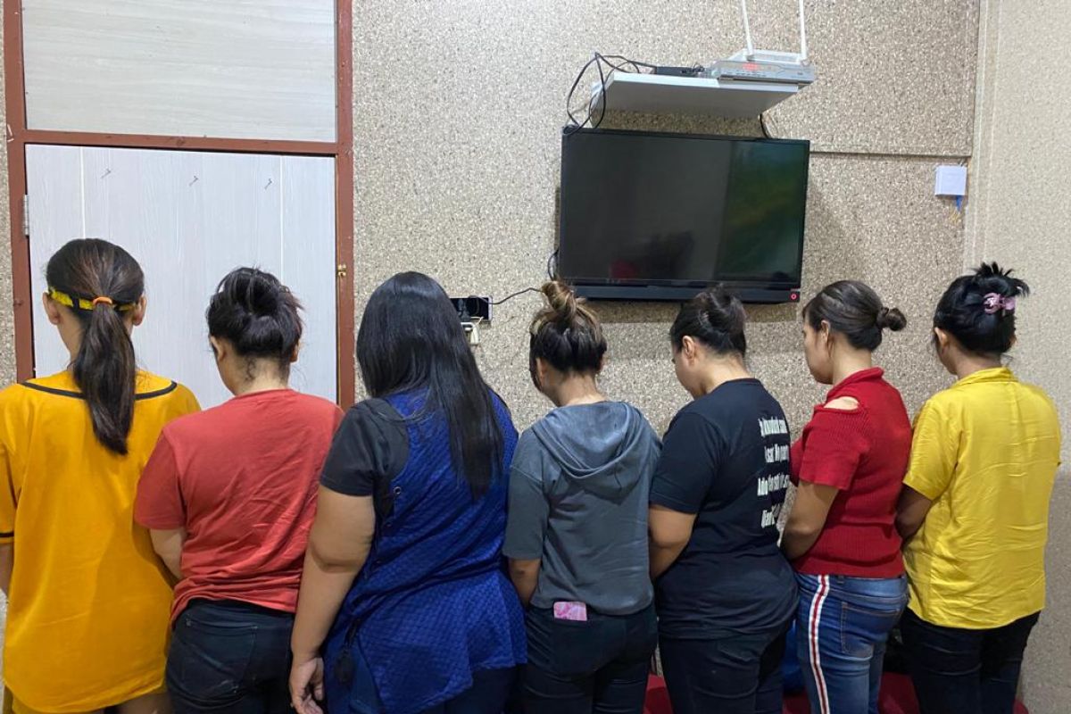 Polda Riau tangkap 15 orang pesta narkoba di ruang karaoke
