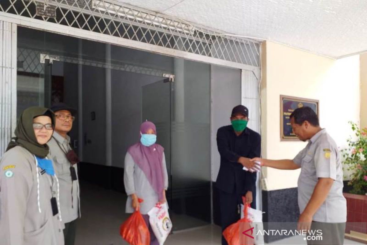 Korpri Polbangtan Medan beri bantuan kepada THL