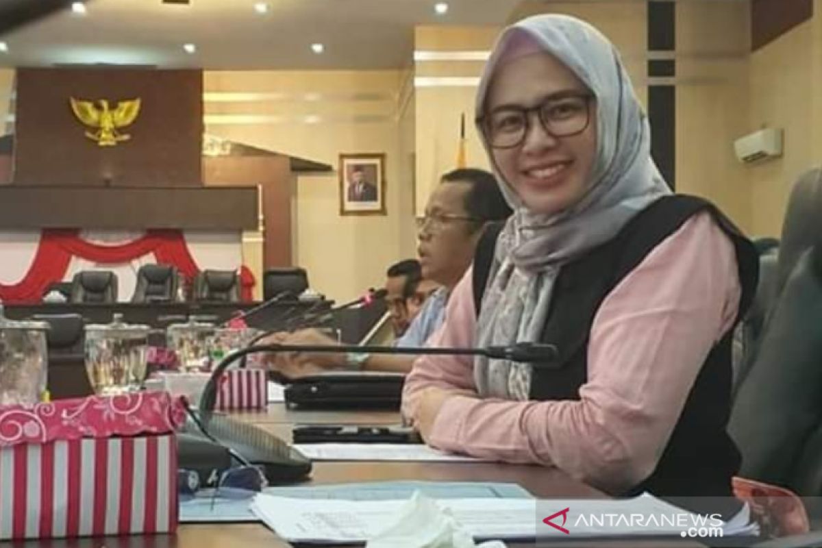 Legislator minta perhatian karyawan yang dirumahkan