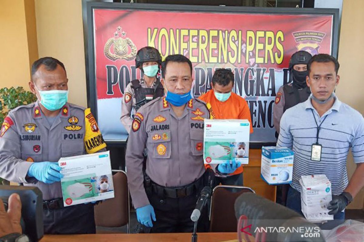 Tersangka pencuri ribuan masker Dinkes Kalteng adalah seorang petugas kebersihan