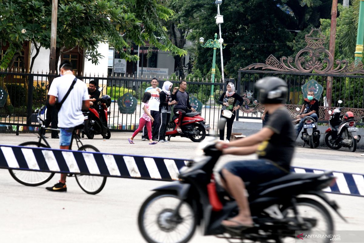 Seorang tenaga kesehatan haji asal Pamekasan positif terserang COVID-19