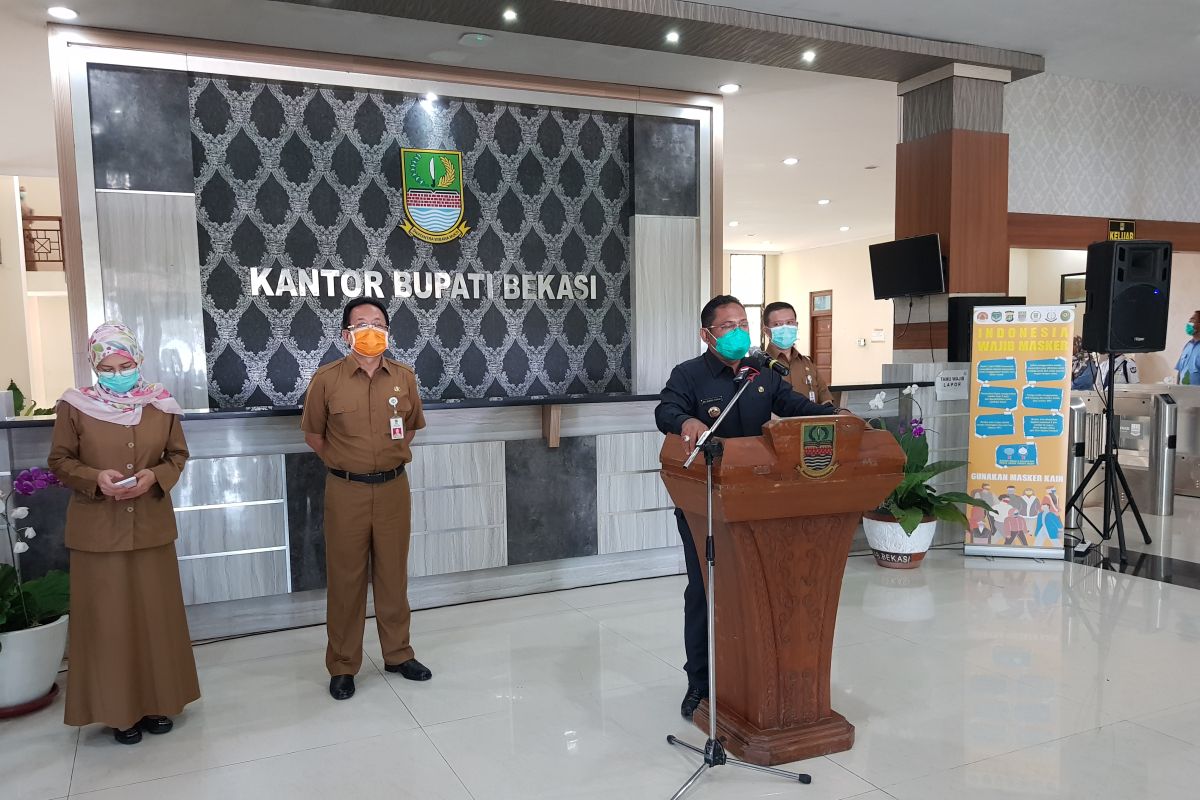 Pendatang  di Bekasi dipastikan dapat bantuan dampak COVID-19