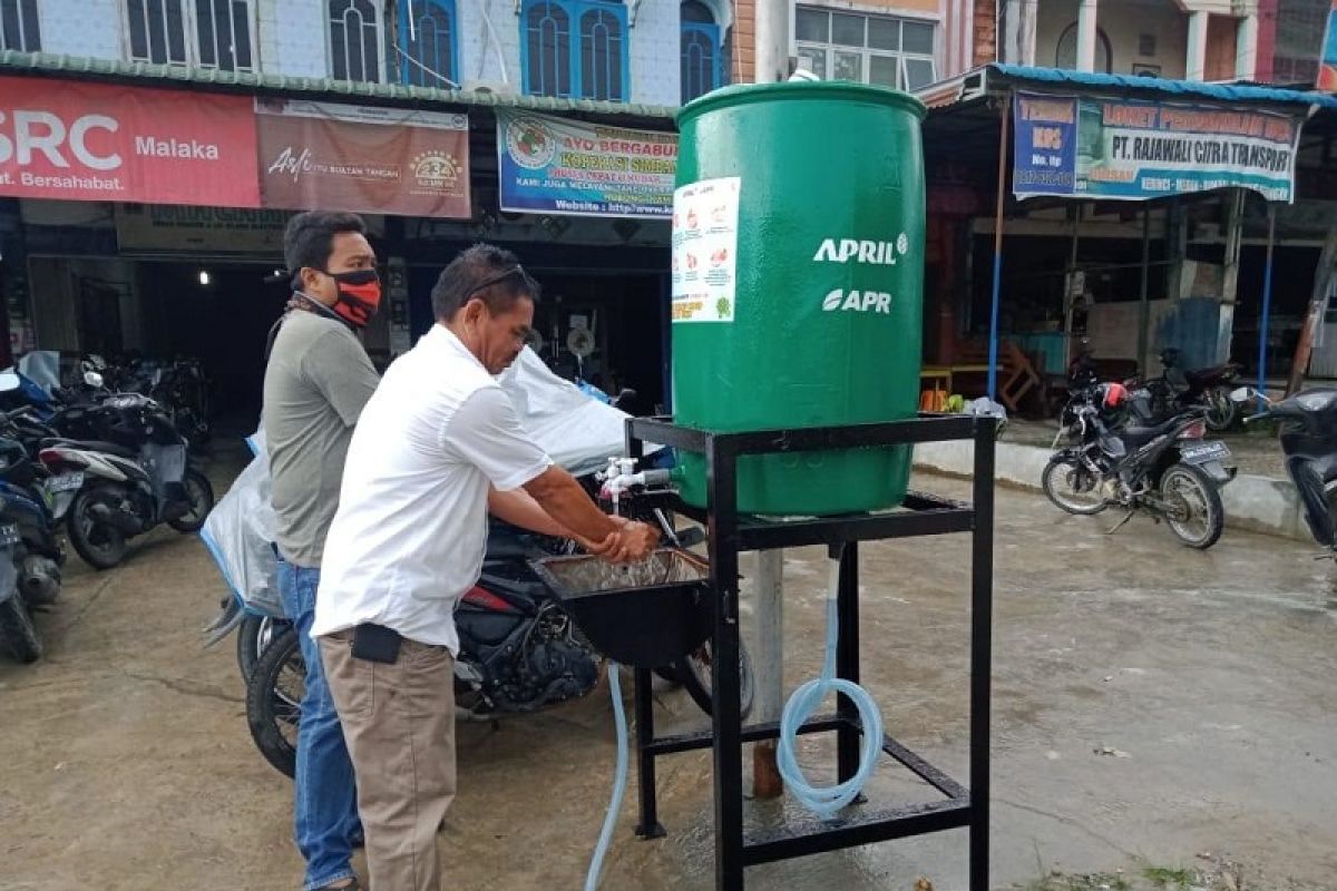 Bantuan RAPP dan APR. Biasakan cuci tangan melawan Covid-19