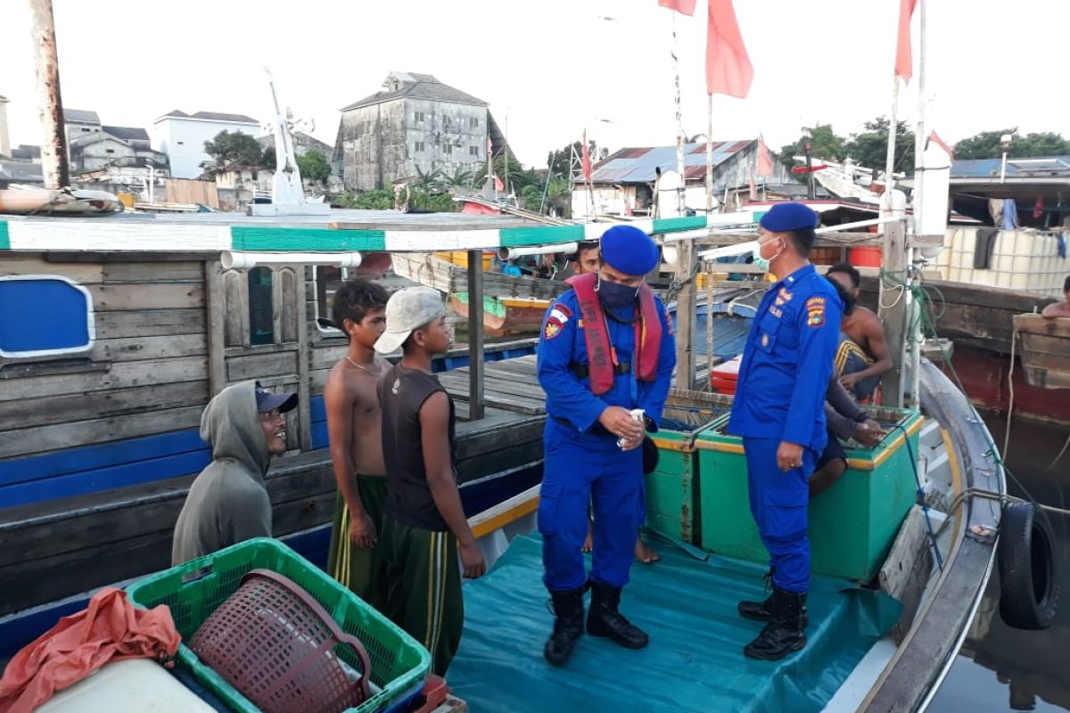 Polres Bangka Barat perketat pengawasan kapal di pelabuhan nelayan