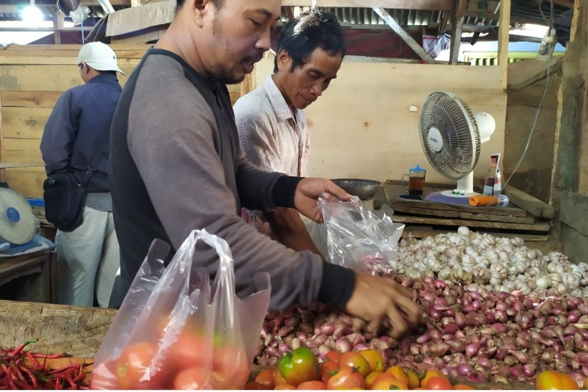 Jelang Ramadhan harga bahan pokok di Bandarlampung stabil