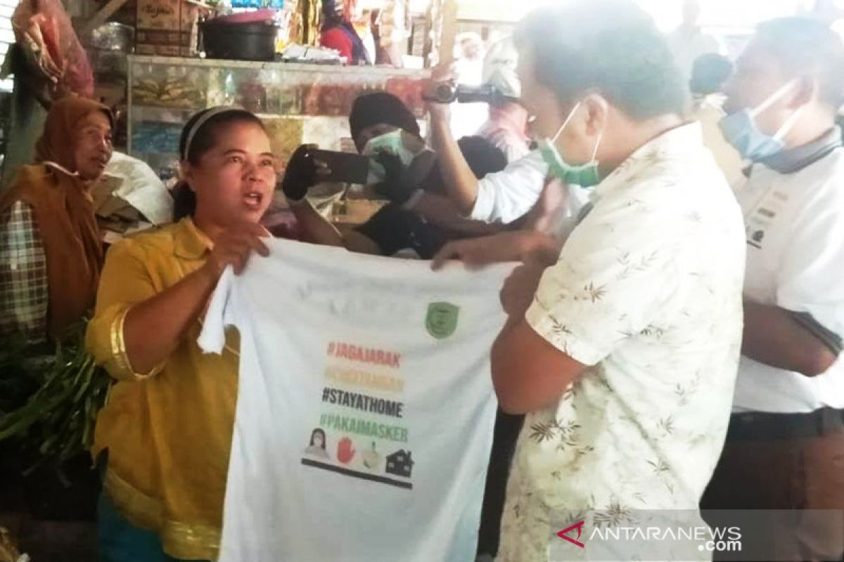 Pedagang pasar di Pulpis diajak ikut kampanyekan pencegahan COVID-19