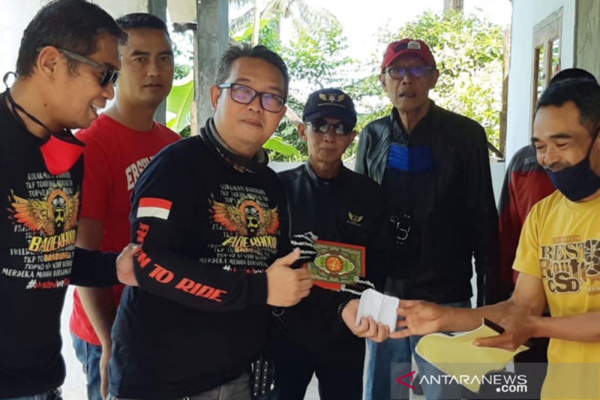 Komunitas motor bagikan Al Quran ke masjid pelosok daerah