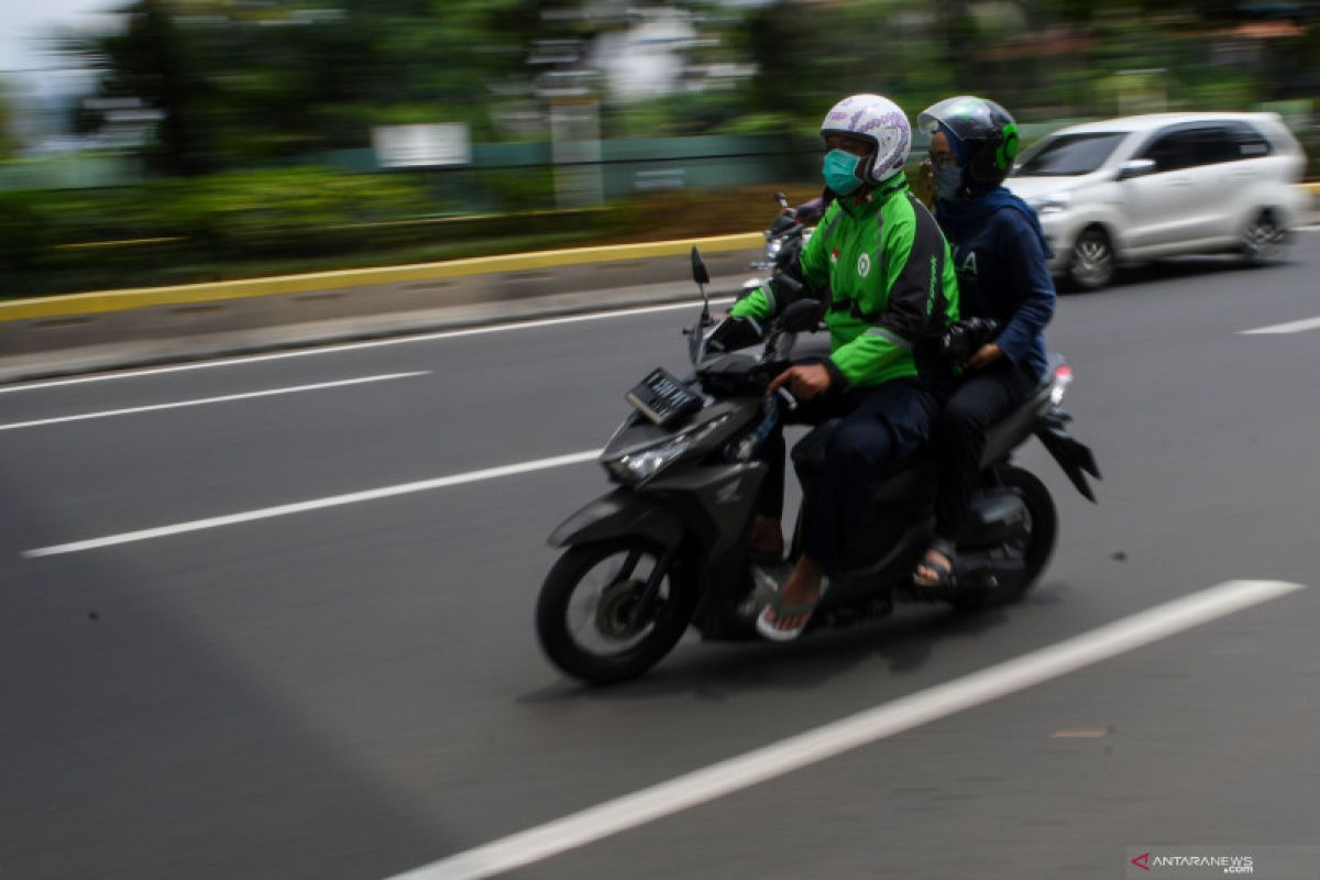 Pemprov DKI sanksi ojek online yang masih bawa penumpang