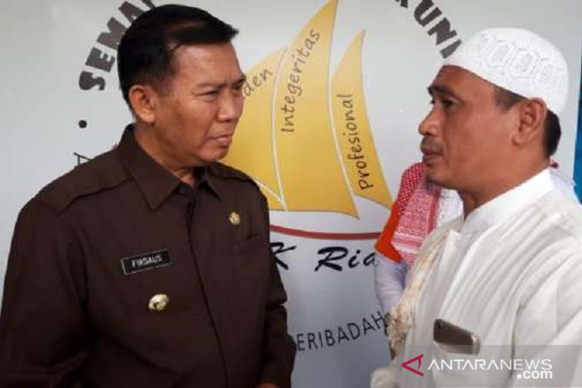 Warga Kota Pekanbaru diminta tidak panik ketika penerapan PSBB