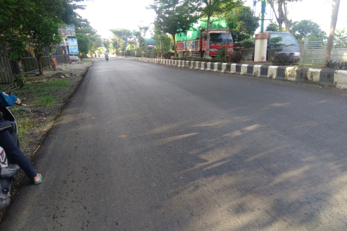 Jalan terancam rusak parah mulus kembali