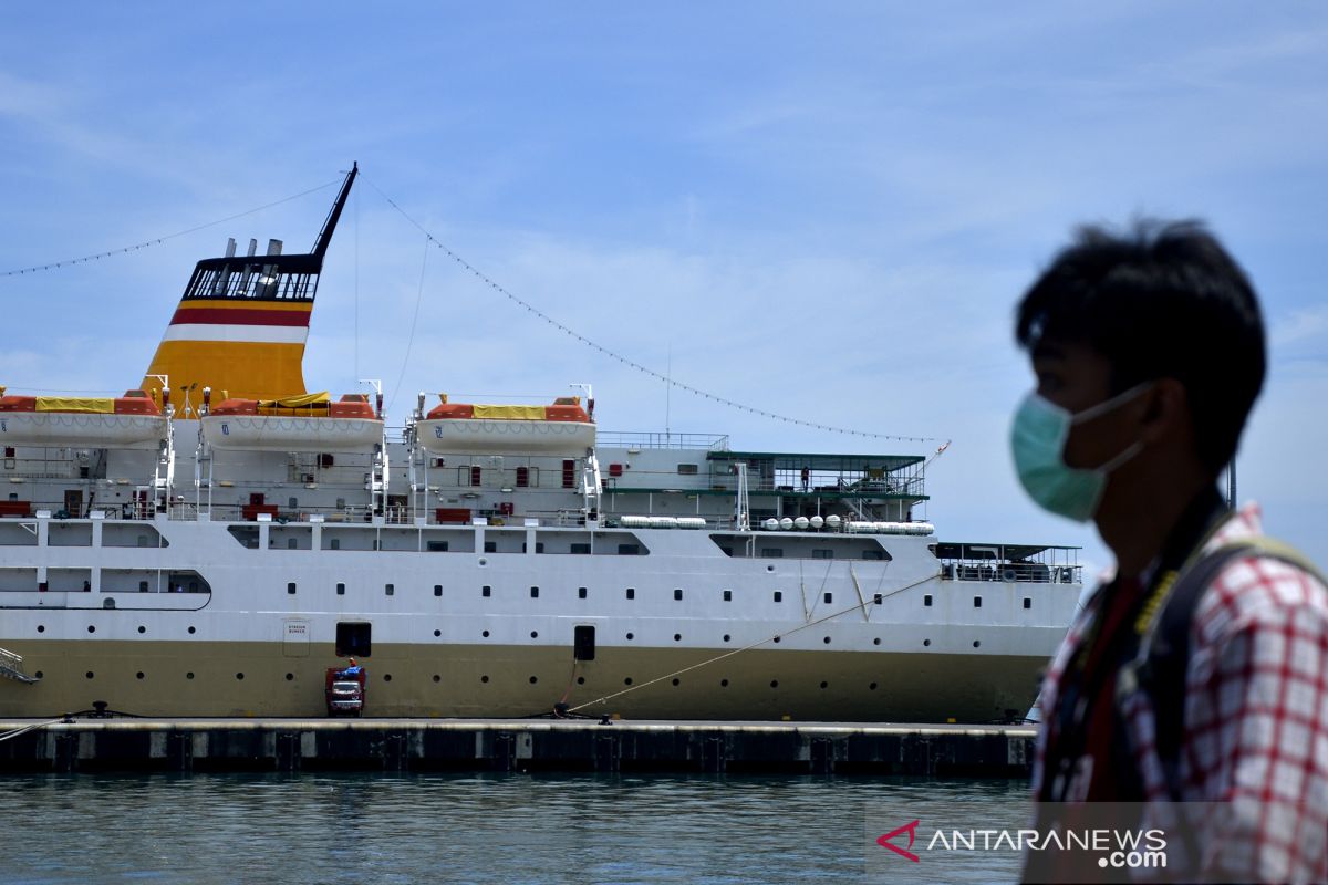 24 ABK KM Lambelu positif pandemi COVID-19 dievakuasi ke rumah sakit