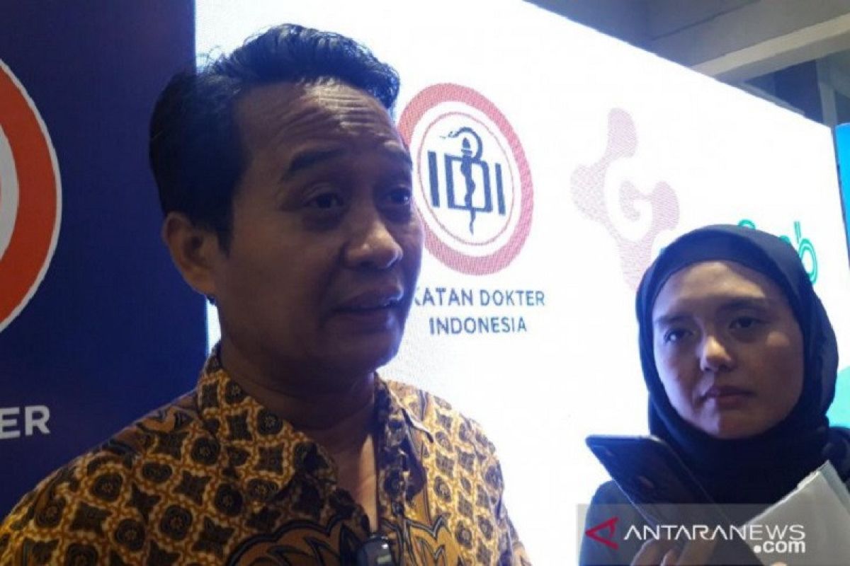 IDI tekankan dokter terus pantau kesehatan warga yang isolasi mandiri