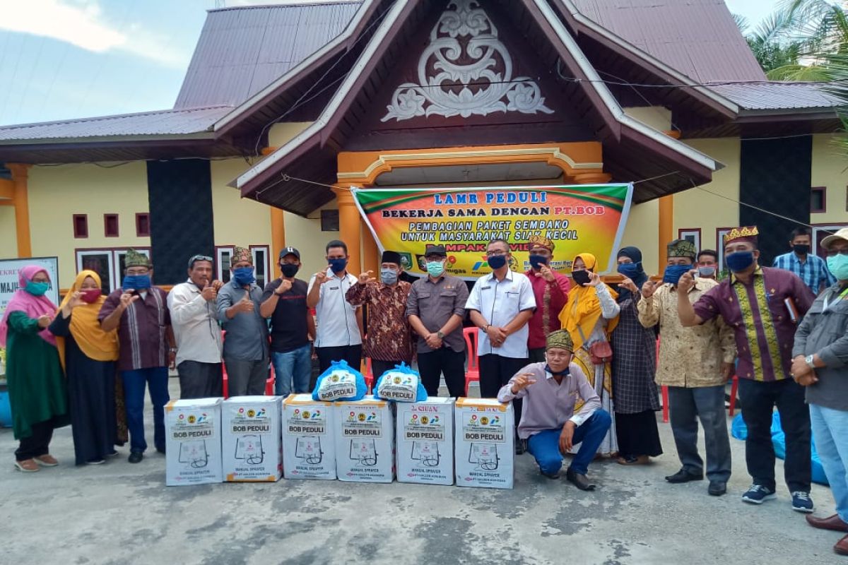 LAMR Siak Kecil salurkan bantuan sembako tahap dua sebanyak 210 paket