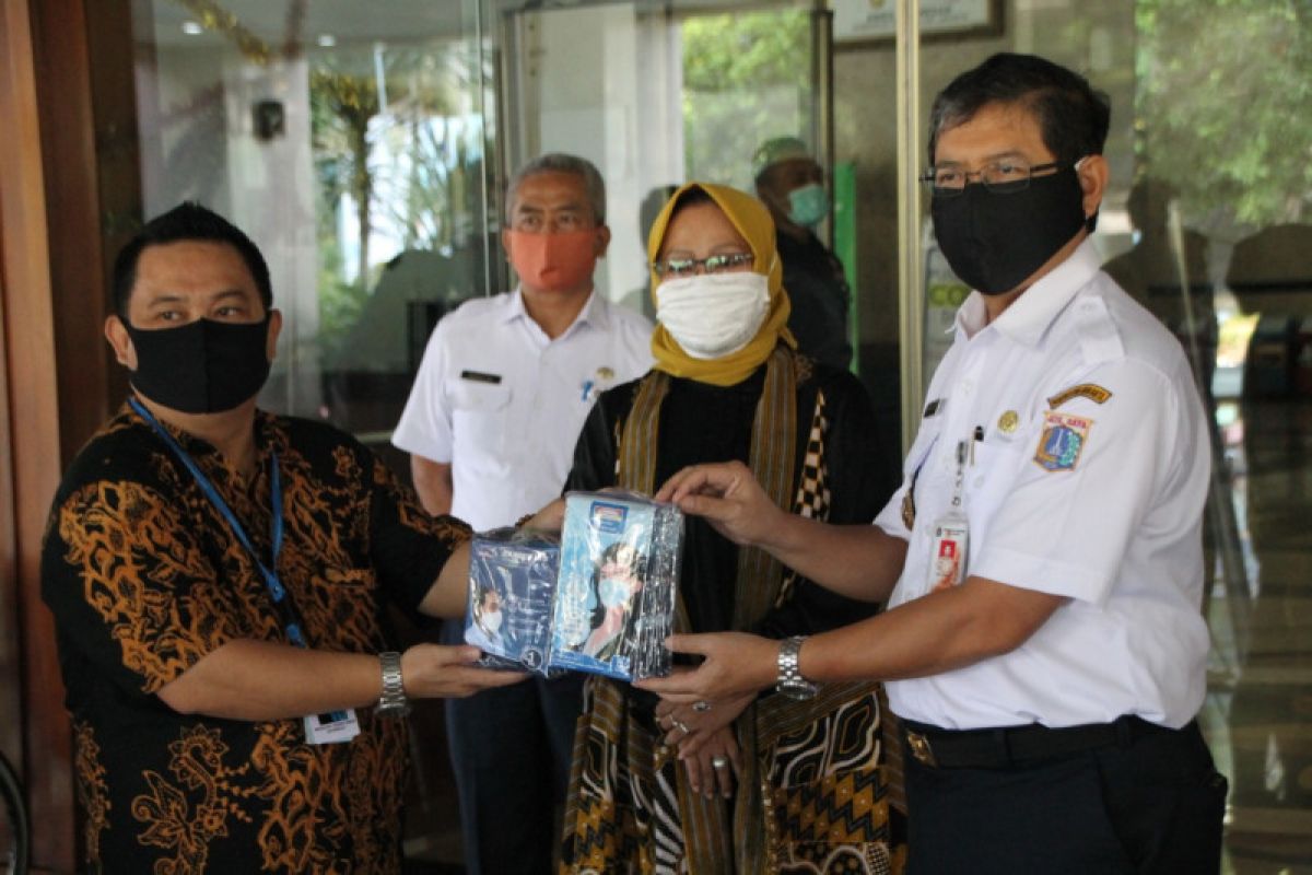 Pemkot Jaksel terima 5.350 masker bantuan dunia usaha