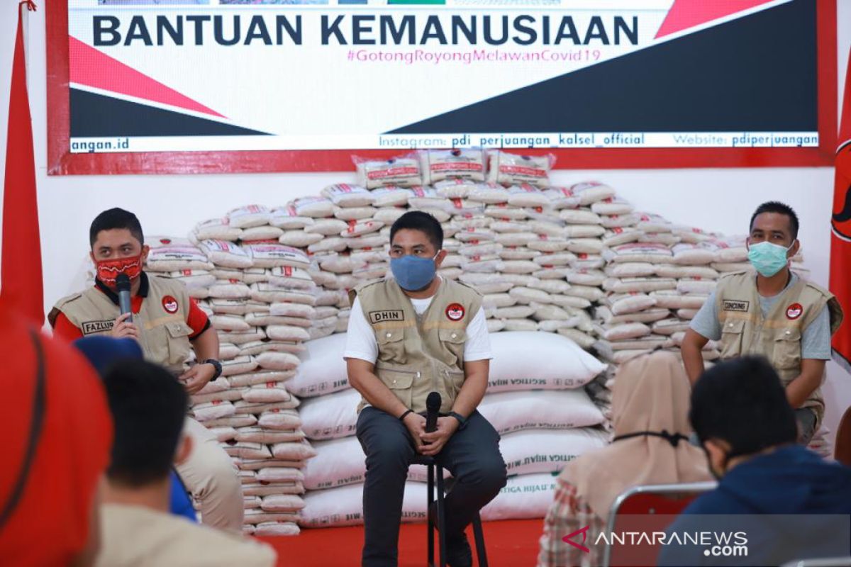 PDIP Kalsel salurkan belasan ton beras kemanusiaan