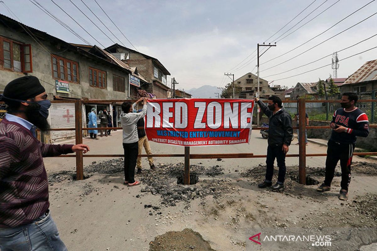 India berlakukan lockdown total 21 hari akibat COVID-19