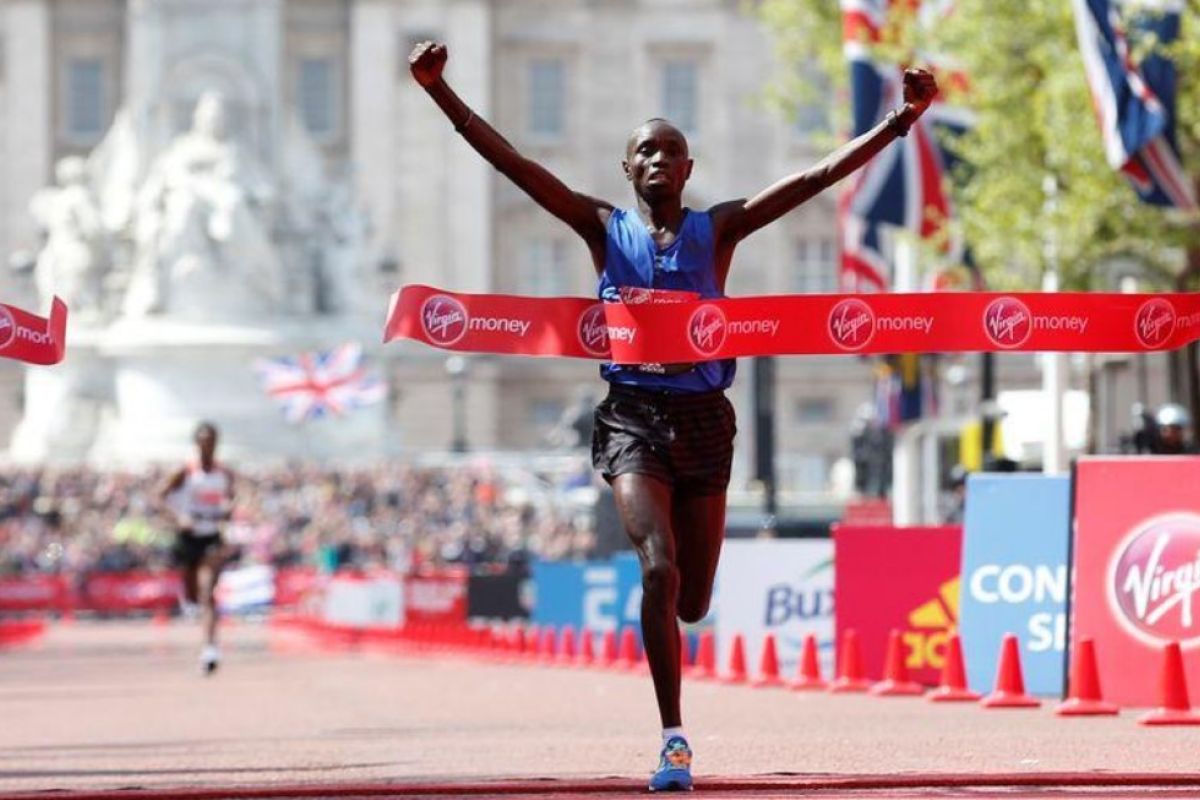 Pemenang London Marathon 2017 Daniel Wanjiru dilarang bertanding karena doping