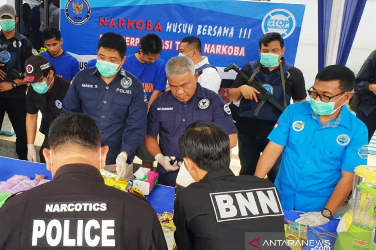 BNNP Sumatera Selatan musnahkan 35 kg sabu-sabu jaringan antarprovinsi