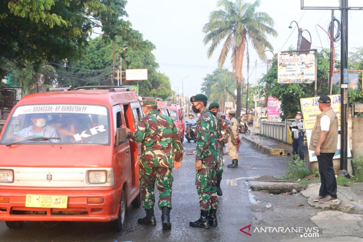 Polda Metro Jaya beri blangko teguran pelanggar PSBB di Bekasi