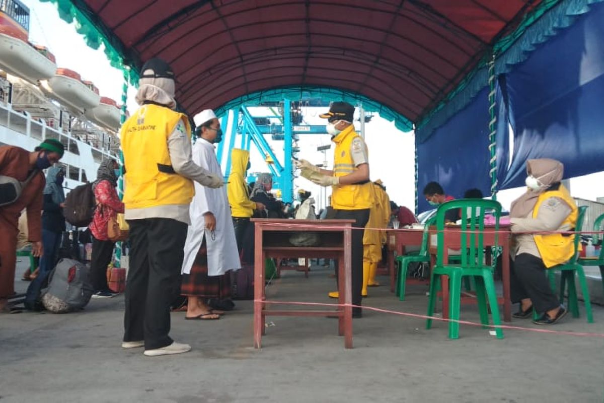 Dishub : Seluruh penumpang KM Dorolonda asal Malut jalani karantina